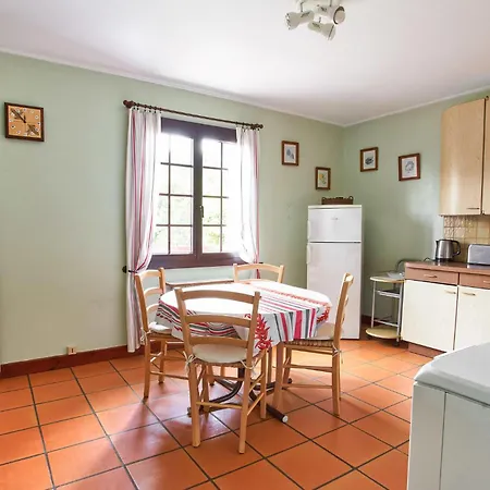 Amazing In Jean De Luz *